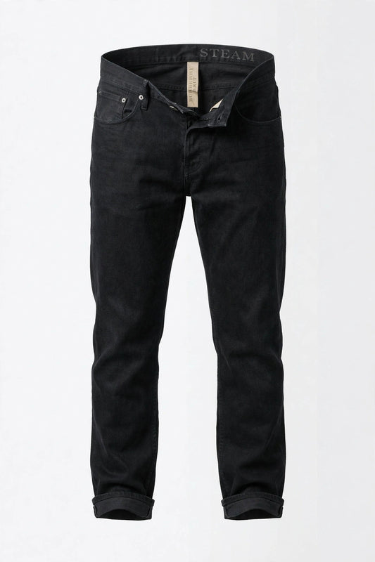 Burberry Brit jean noir délavé, vue de face avec fermeture ouverte et bas retroussés — Seconde Main VestiaireFMR