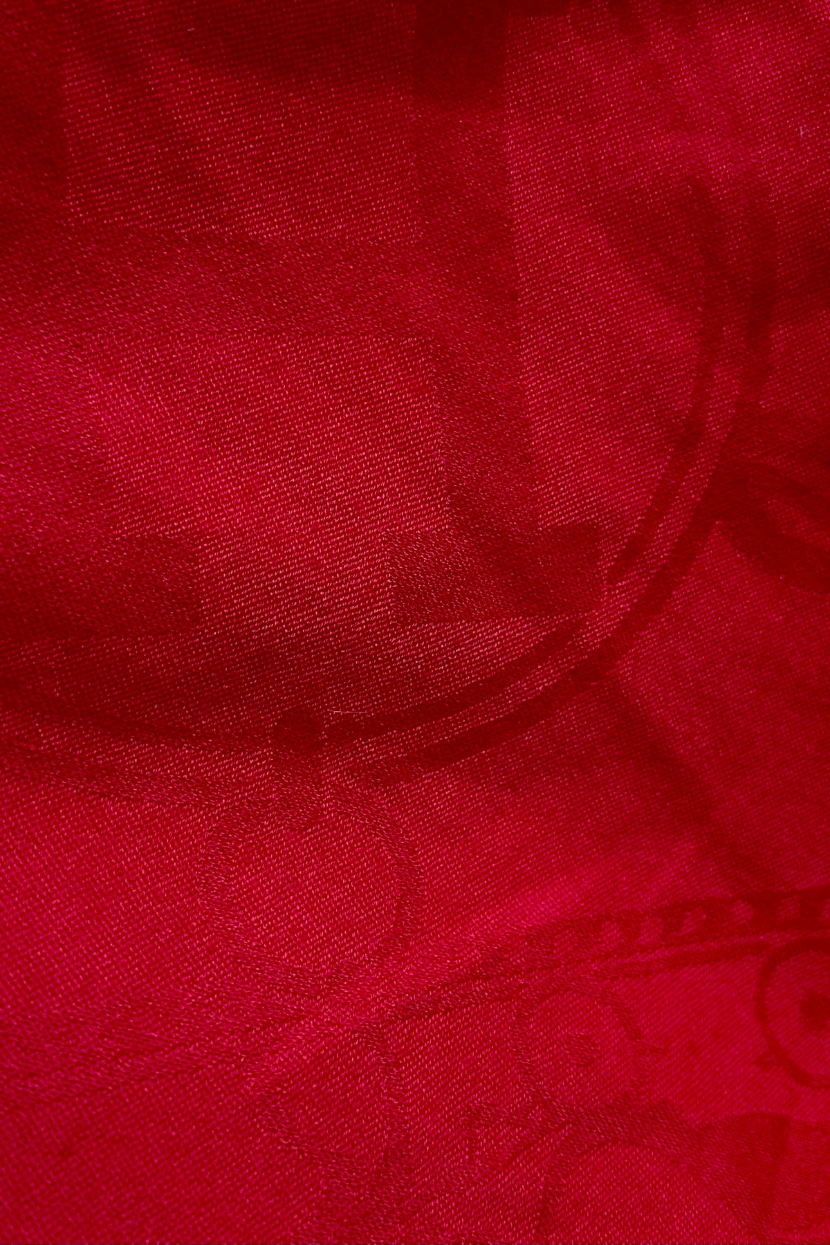 Hermès Paris Étole Cachemire et Soie Rouge Monogramme Made in France