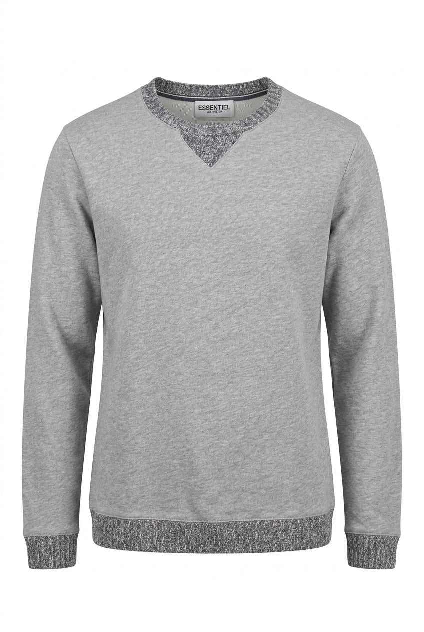 Pull homme Essential Antwerp  – Seconde main luxe – VestiaireFMR Genève Suisse