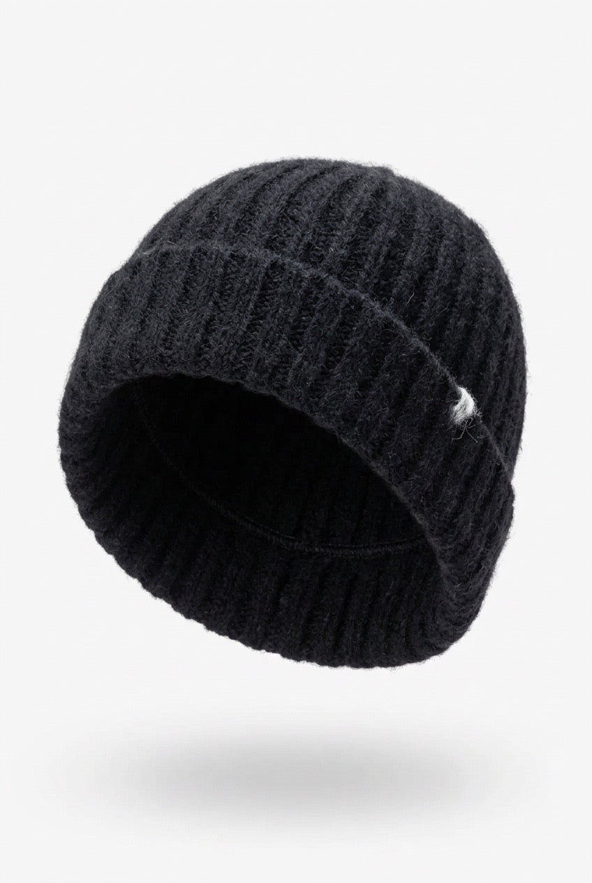 Bonnet Cabasso noir cachemire vintage – Seconde main luxe – VestiaireFMR Genève Suisse