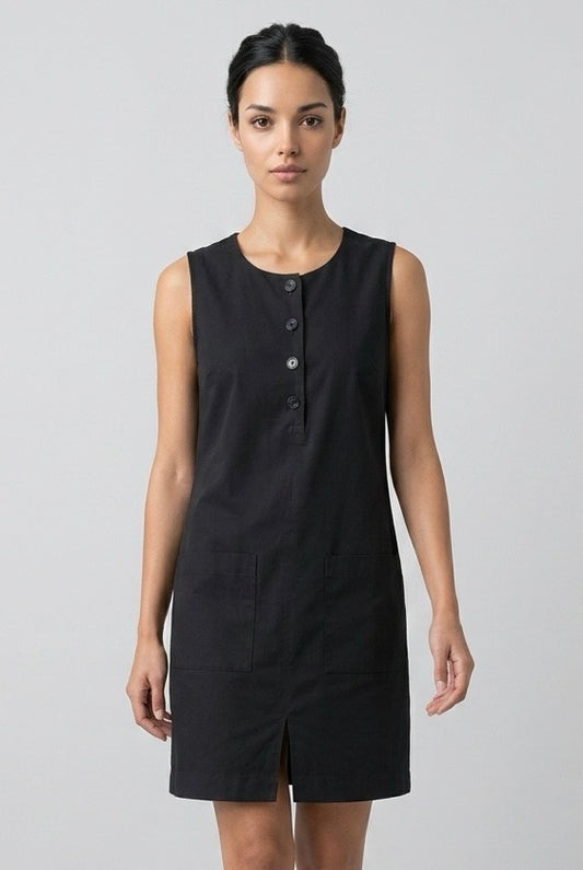 Femme portant une robe sans manches en coton Gérard Darel - Seconde main luxe - VestiaireFMR Genève Suisse