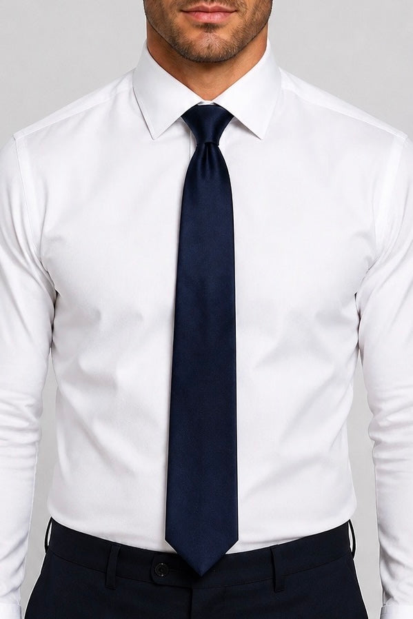 Vue sur la cravate porté par un homme en soie vintage Corneliani – Seconde main luxe – VestiaireFMR Genève Suisse
