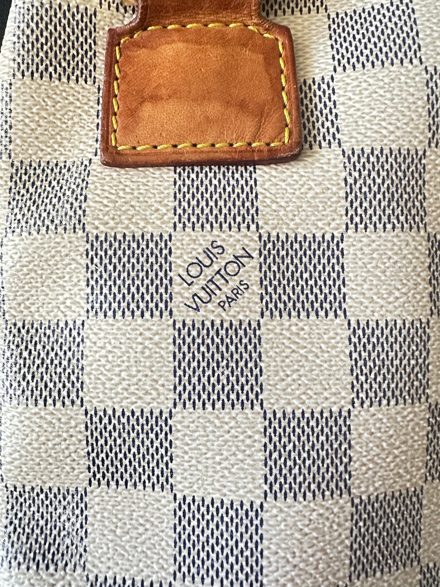Louis Vuitton Sacoche Damier Graphite Toile Blanc cassé et Gris